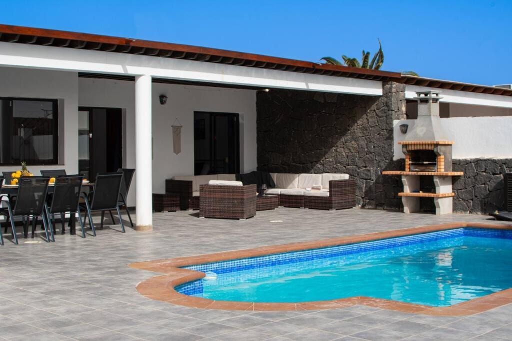 Casa Marlay Spacious, Heated Pool, Bbq & Fast Wi-Fi Only 15 Minutes Walk To Town Коста Бланка Экстерьер фото